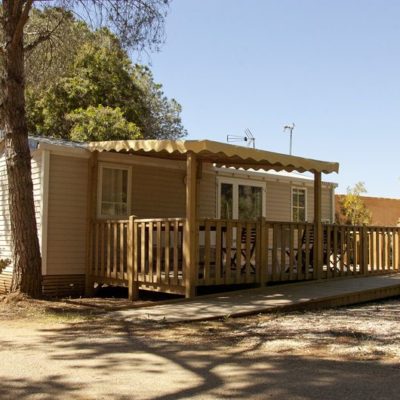 Stacaravan 'Privilège' PMR - 2 slaapkamers, 4/5 personen. (Geschikt voor mensen met een lichamelijke beperking.)