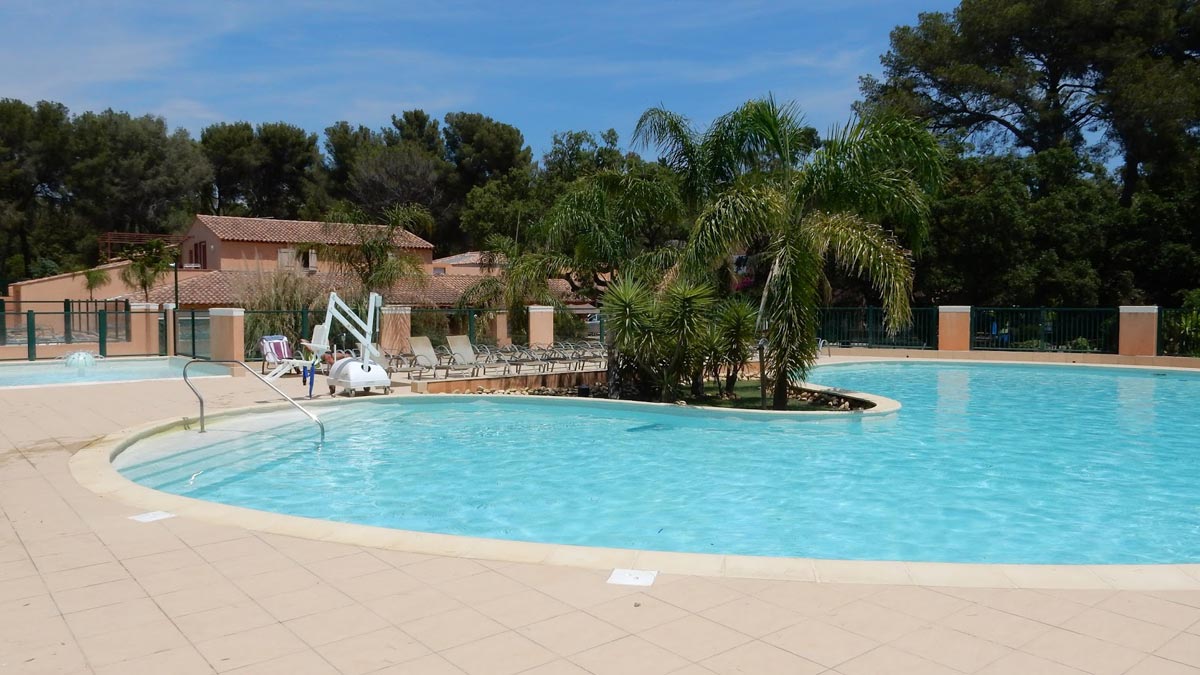 piscine-camping-pmr-hyeres-1