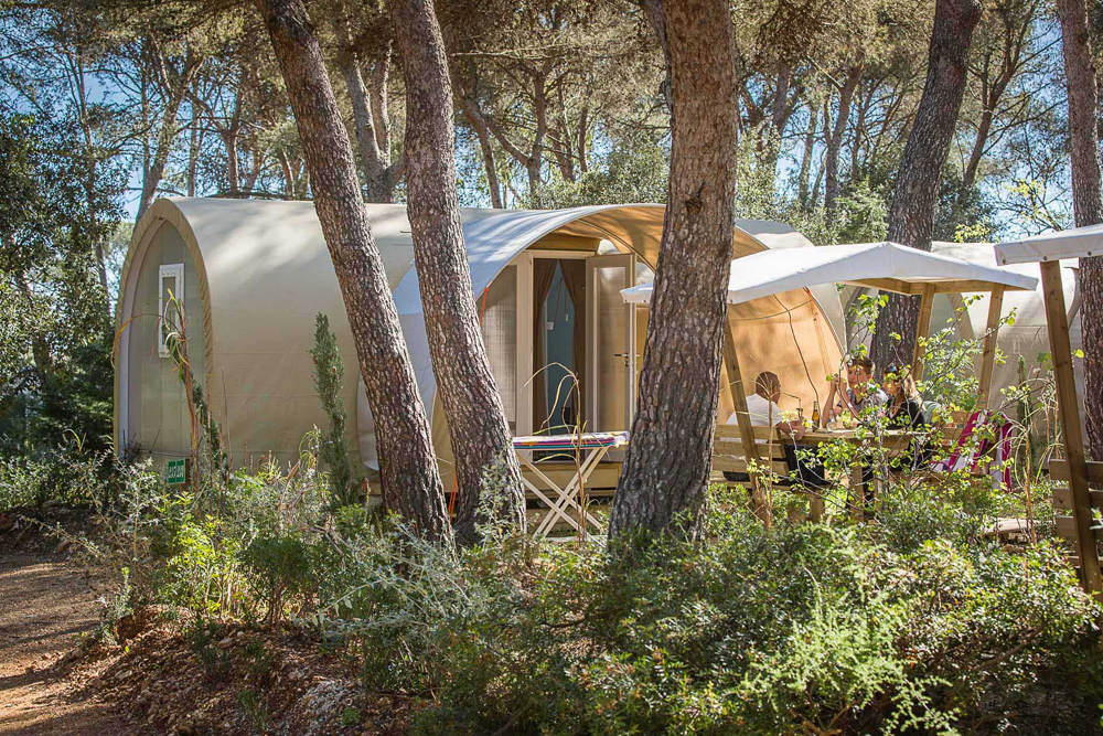 Coco Sweet® Vakantiehuisje met tentdoek, voordelig, origineel, aan de kust in Zuid-Frankrijk
