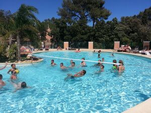 Camping Hyères verwarmd zwembad Activiteiten Sport Vakanties