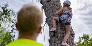 Bormes-les-Mimosas Multisportterrein Activieit kinderen Boogschieten