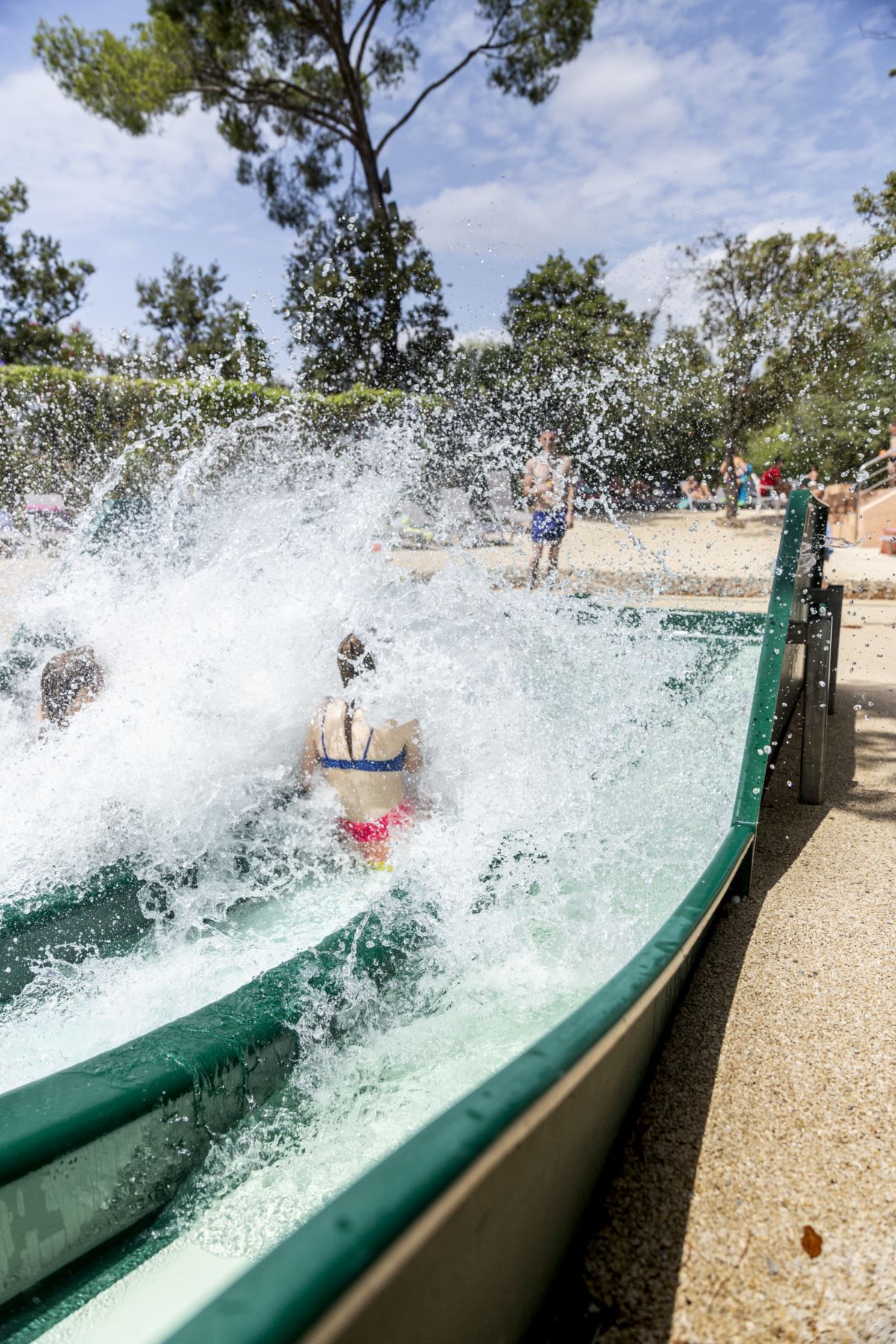 Lavandou Watersportgebied zwembad kinderzwembad glijbaan kinderen animatie