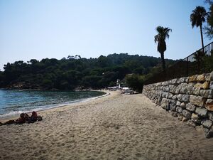 Plage intimiste au Lavandou