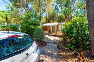 Stacaravan voor 2 of 3 personen op een camping in de Provence