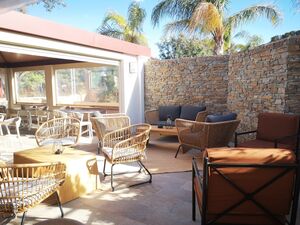 Bar restaurant lounge in de Provence