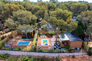 Camping Les Jardins de la Pascalinette ®