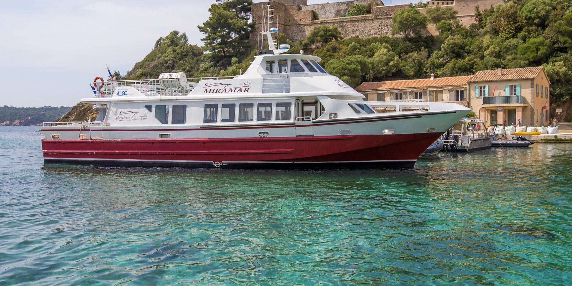 De boot naar Saint-Tropez