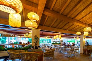 Restaurant op camping aan de kust Provence