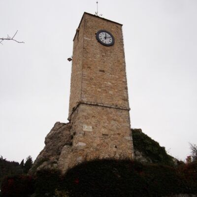 Tourrettes, heuveldorp in het Pays de Fayence